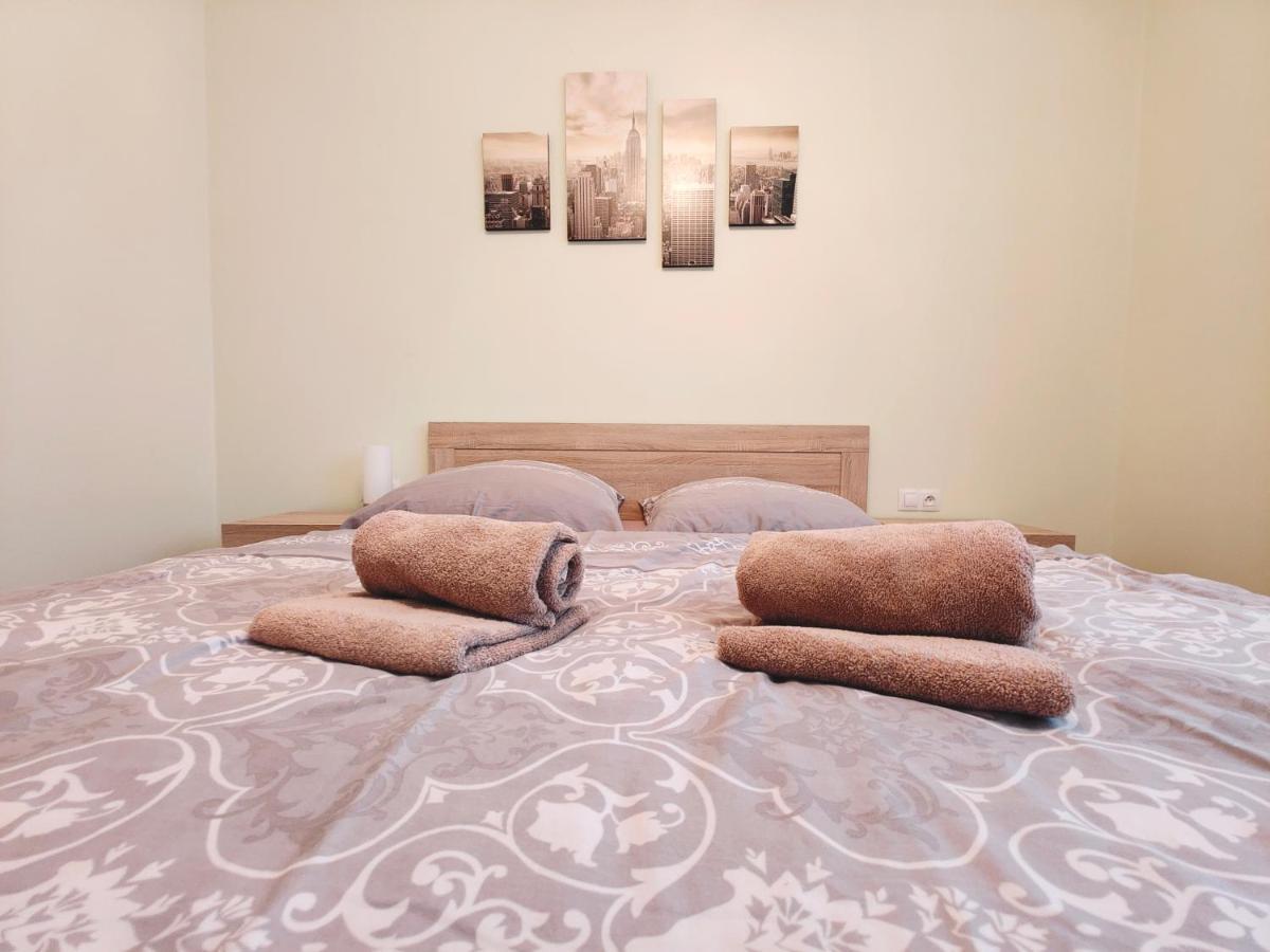Apartman V Centru การ์โลวีวารี ภายนอก รูปภาพ
